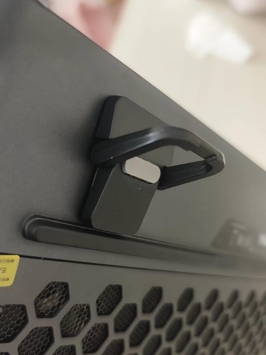 Портативная подставка-увеличит – обзор и цена Laptop Stand Riser